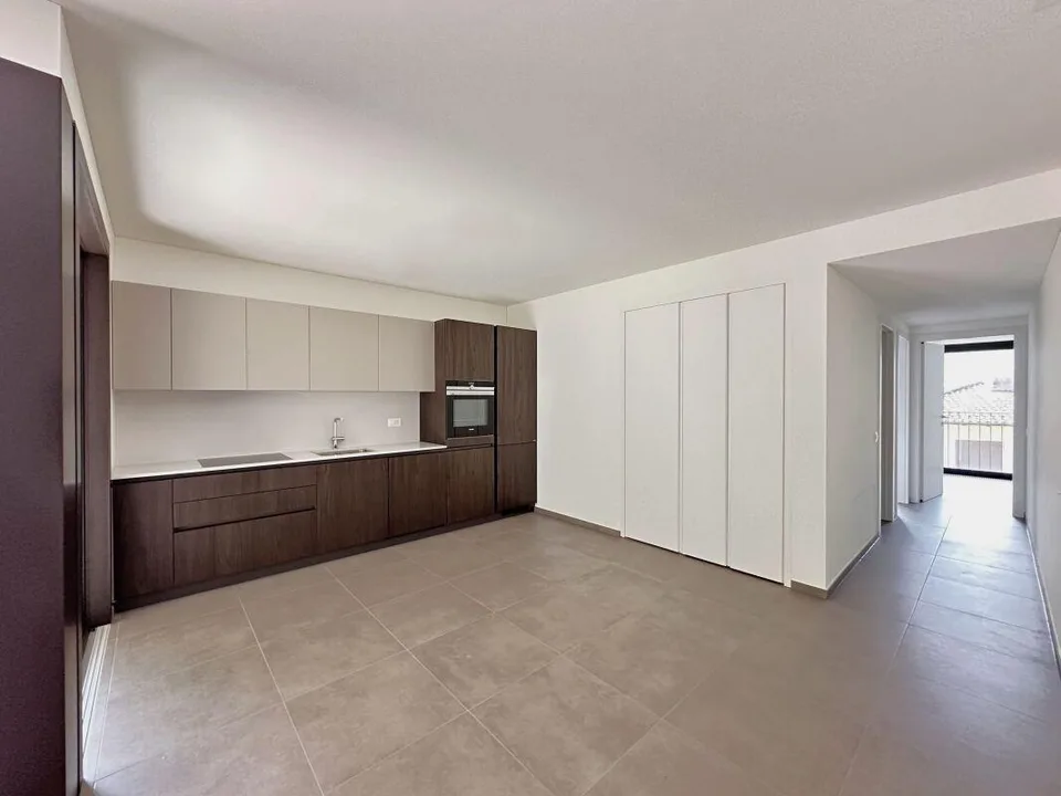 Moderno 3.5 locali immerso nel verde a Gordola | Moderne 3.5-ZWg im...