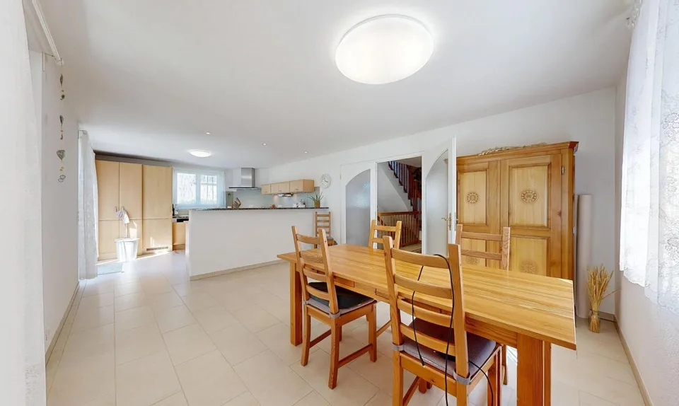 Gepflegtes 5.5-Zimmer Einfamilienhaus im Grünen