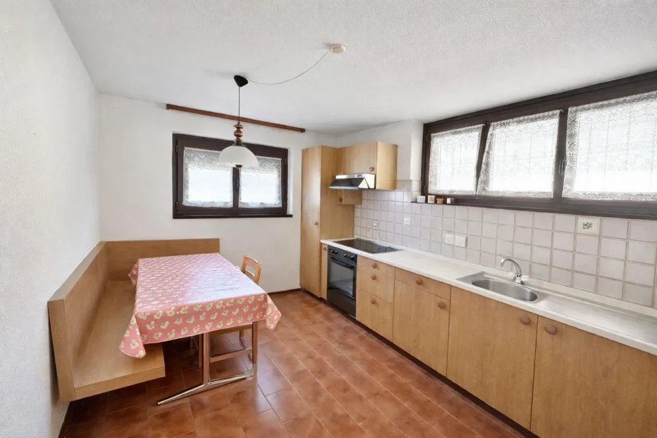 Einfamilienhaus mit Garten und freier Aussicht – Foto 8 von 17
