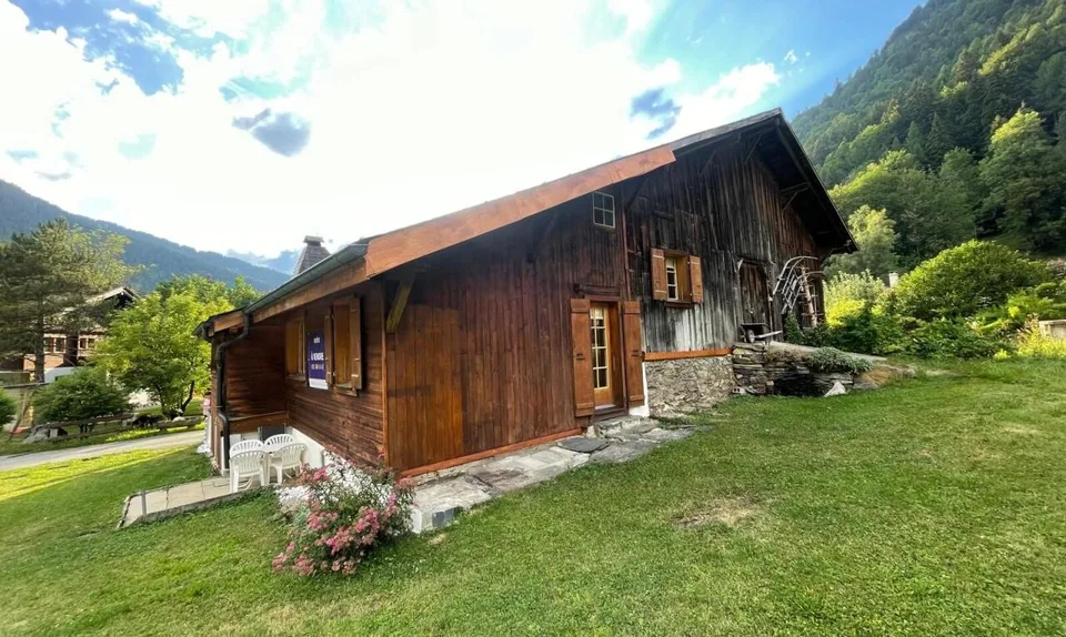 Charaktervolles Chalet: idyllischer Garten und seltenes Potenzial