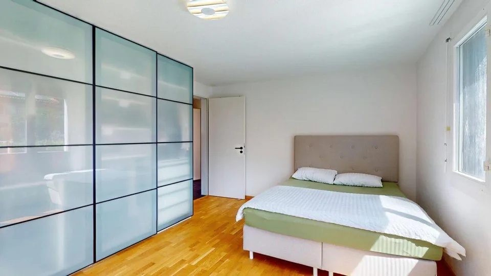 8 Zimmer Einfamilienhaus mit Einliegerwohnung – Foto 16 von 30