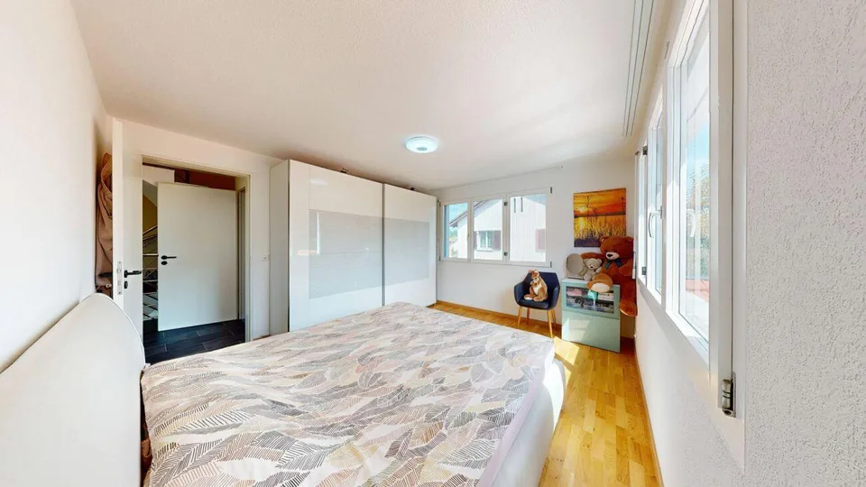 8 Zimmer Einfamilienhaus mit Einliegerwohnung – Foto 13 von 30