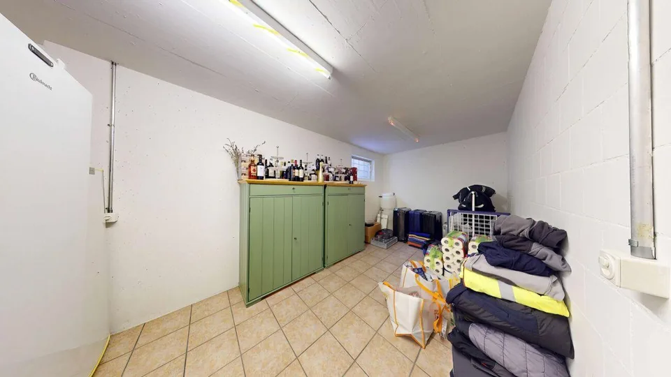 8 Zimmer Einfamilienhaus mit Einliegerwohnung – Foto 20 von 30