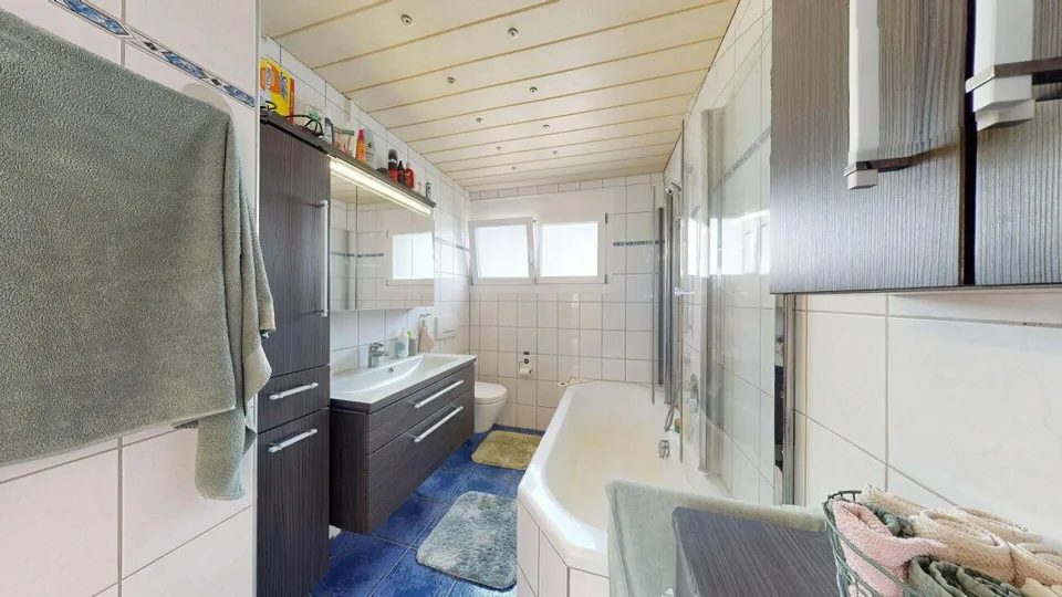 8 Zimmer Einfamilienhaus mit Einliegerwohnung – Foto 14 von 30