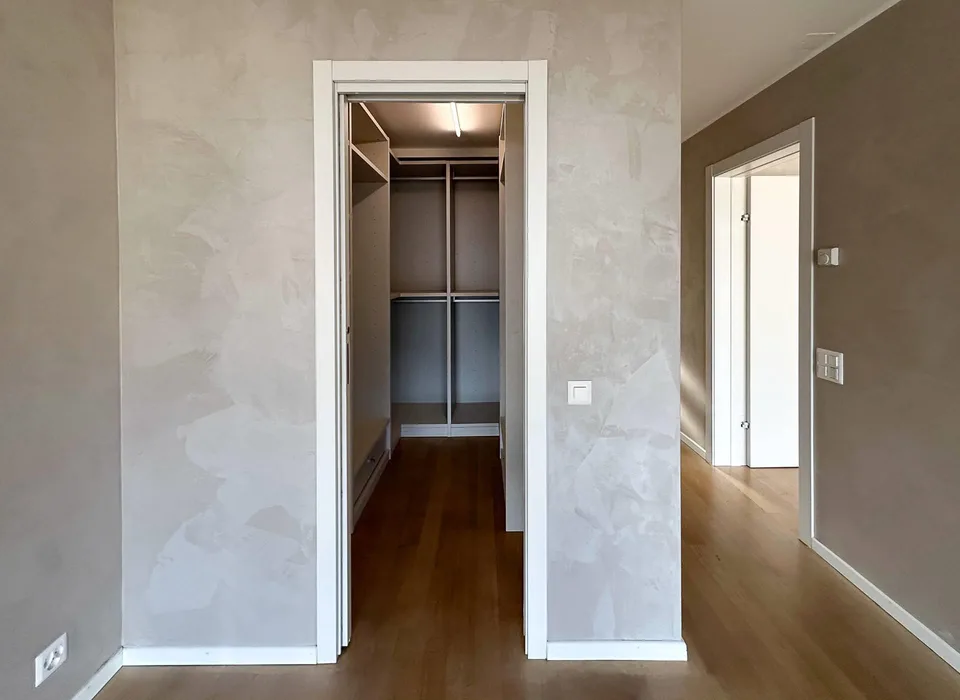 2363_Massagno, 4.5-Zimmer-Wohnung mit Seeblick – Foto 8 von 18