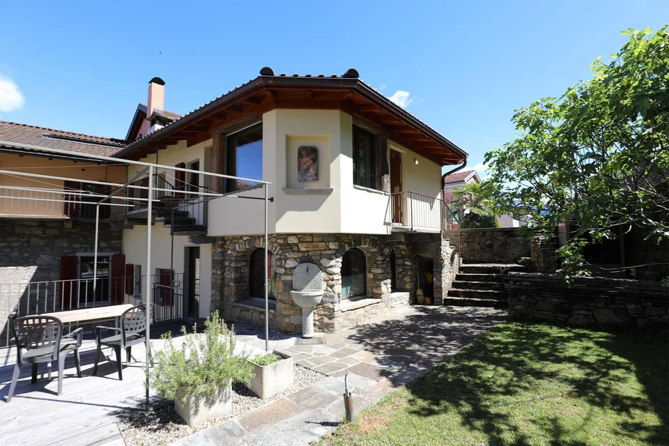 Attraktive, komplett renovierte 2.5-Zimmer-Maisonette-Wohnung – Foto 17 von 24