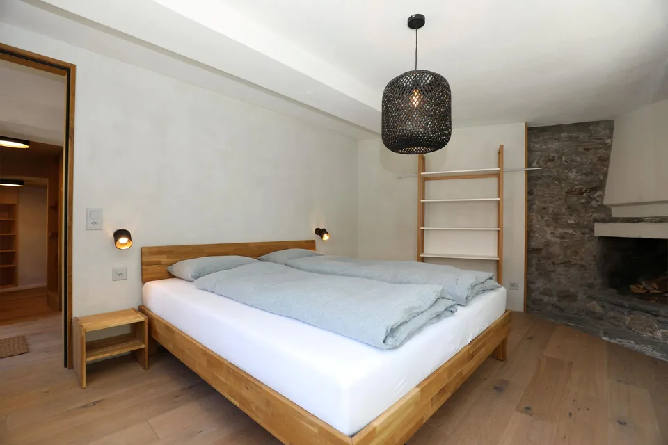 Attraktive, komplett renovierte 2.5-Zimmer-Maisonette-Wohnung – Foto 11 von 24