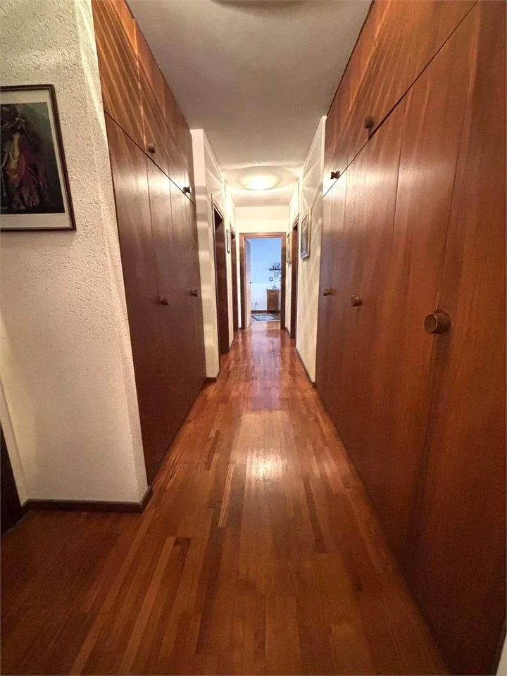 Geräumiges Dachgeschoß-Wohnung 4,5 Zimmer mit Seeblick
