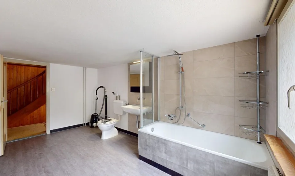 Casa con stalla e grande terreno in posizione idillica a Vättis SG – foto 10 di 19
