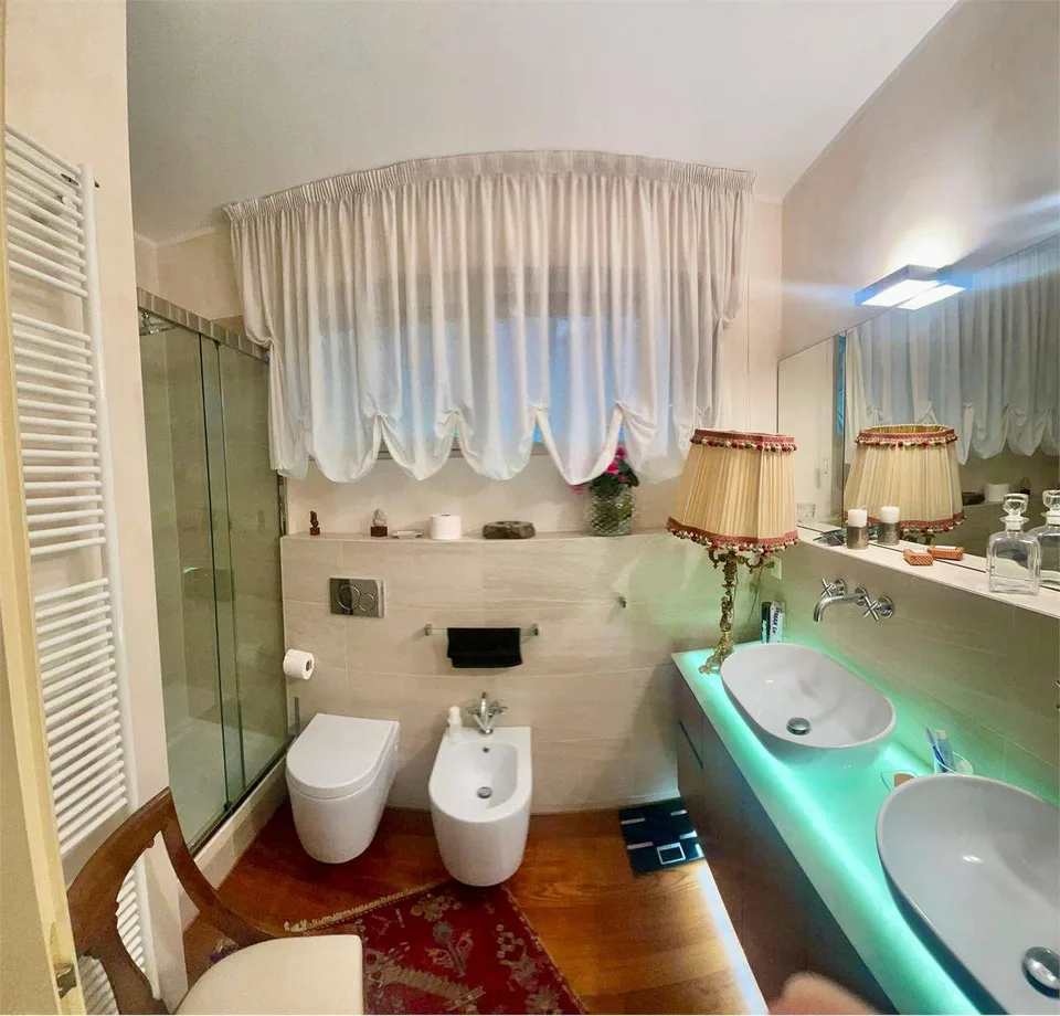 Appartement duplex prestigieux avec terrasse et vue lac magnifique – photo 13 sur 13