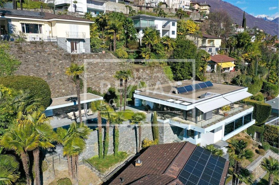 Esclusiva villa di lusso con stupenda vista lago