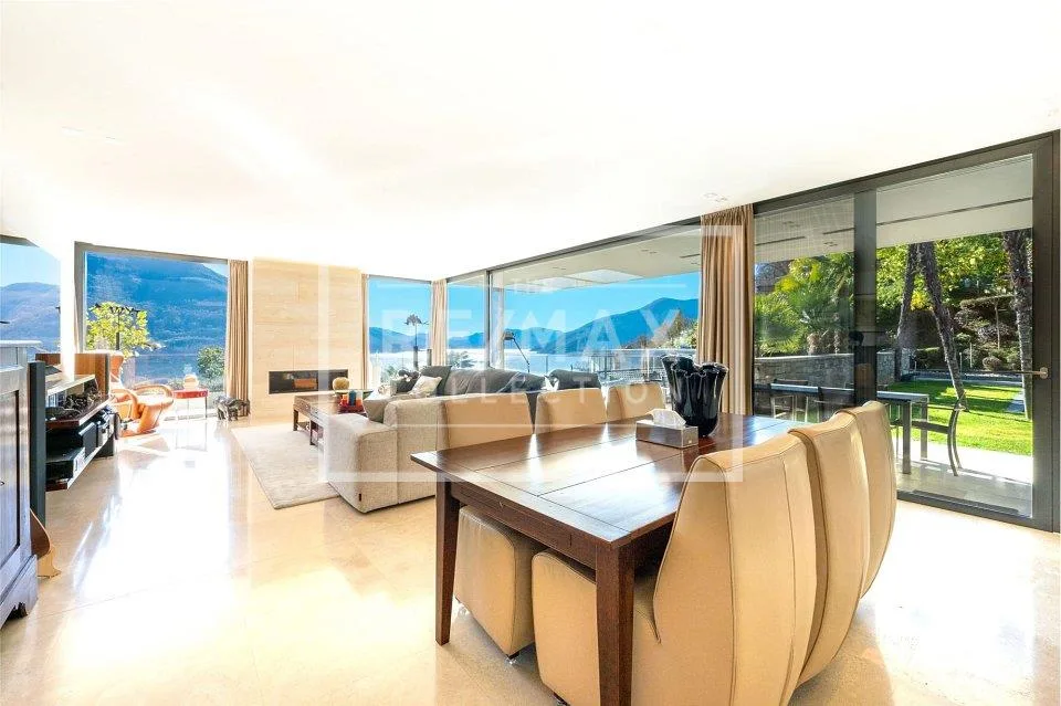 Esclusiva villa di lusso con stupenda vista lago