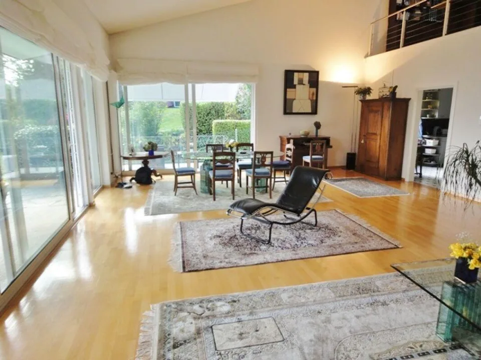 Villa signorile nel verde con vista panoramica – foto 6 di 14