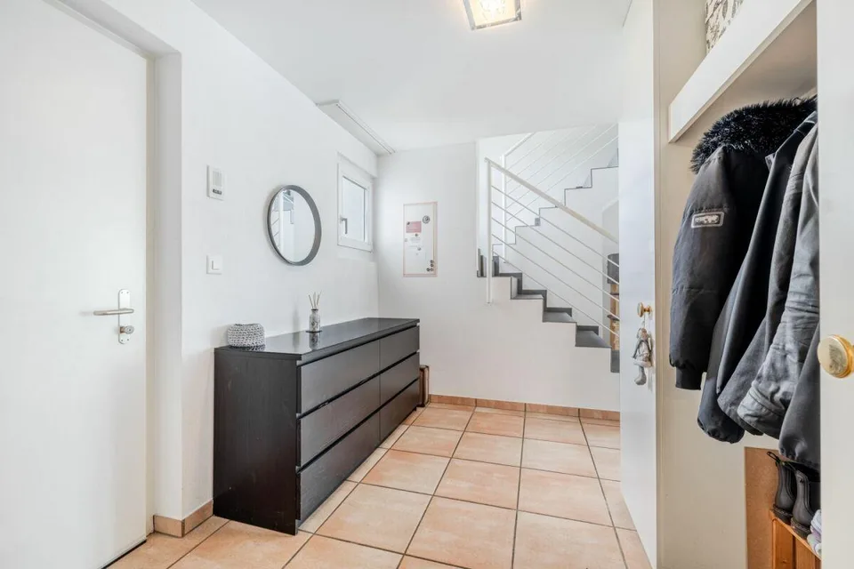 Beaucoup d'espace, beaucoup de lumière, beaucoup de calme : maisonnette en attique à Speicher