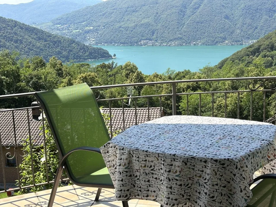 ROVIO CASA MONOFAMILIARE VISTA LAGO