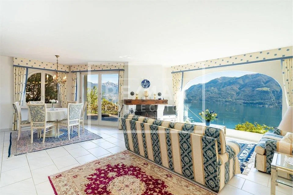 Villa con vista lago imprendibile – Foto 12 von 13