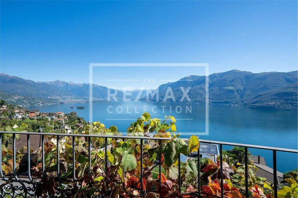 Villa con vista lago imprendibile – Foto 9 von 13