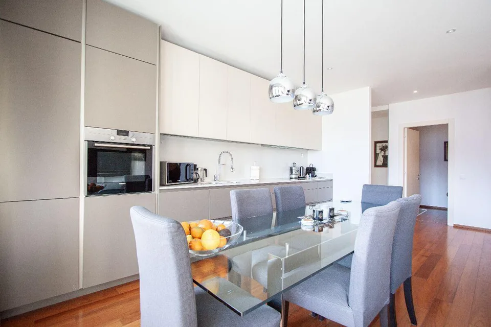 Lugano: moderne Wohnung mit Seeblick zu verkaufen, auch ideal als Zweitwohnsitz