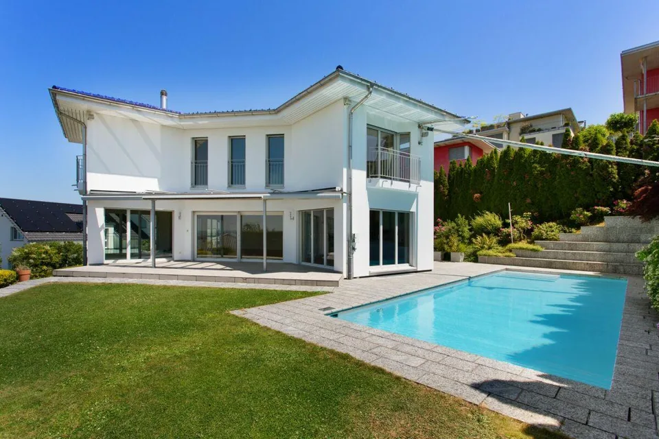 Exklusive Villa mit Panoramaseesicht und privatem Aussenpool – Foto 26 von 28