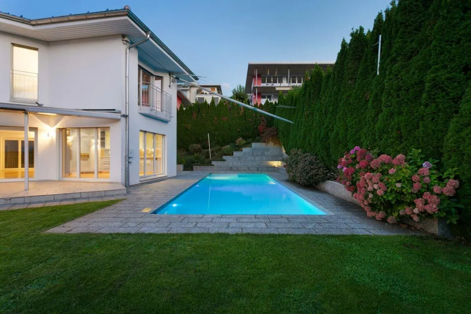 Exklusive Villa mit Panoramaseesicht und privatem Aussenpool – Foto 6 von 28
