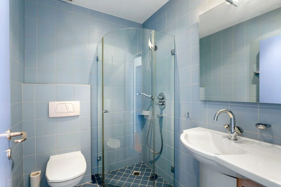 Exklusive Villa mit Panoramaseesicht und privatem Aussenpool – Foto 23 von 28