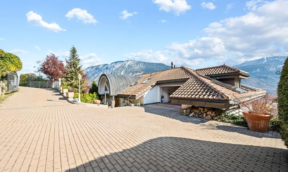 Exceptional Property in Veyras – photo 7 of 18