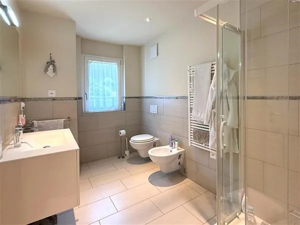 Melano: 5,5-Zimmer-Penthouse – Foto 7 von 13