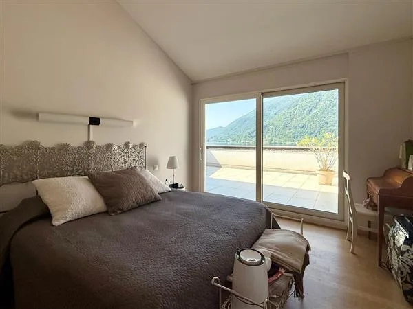 Melano: 5,5-Zimmer-Penthouse – Foto 9 von 13