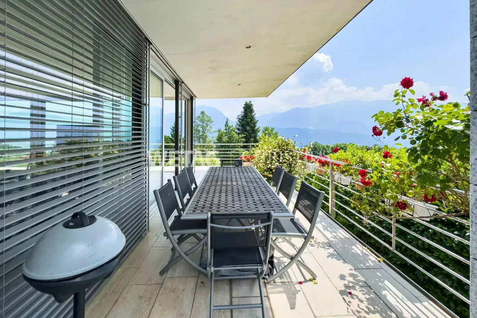 Lugano-Carona: moderne Villa in Carona mit Blick auf den Luganersee... – Foto 10 von 25