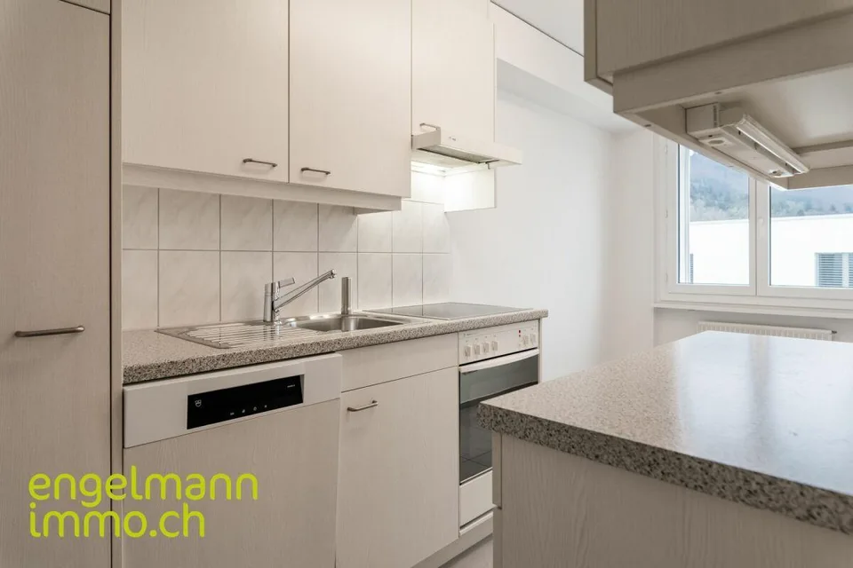 3 Zimmerwohnung mit Balkon / Appartement de 3 pièces avec balcon