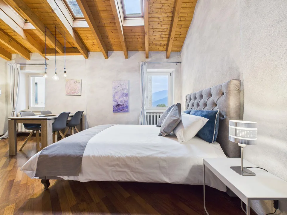 Elegante Möblierte Maisonette mit 1½ Zimmern und Seesicht in Morcote – photo 6 sur 14