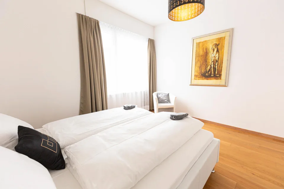 Luxuriöse möblierte 2.5-Zimmer-Wohnung mit Service im Zentrum von Biel