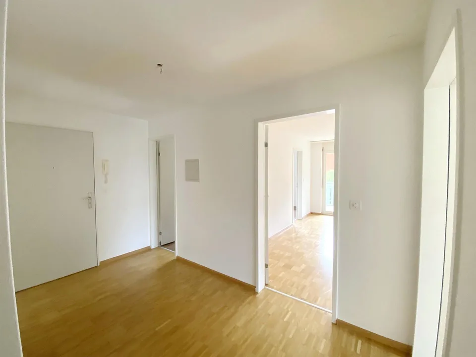 1.MIETZINS GRATIS - Familienwohnung