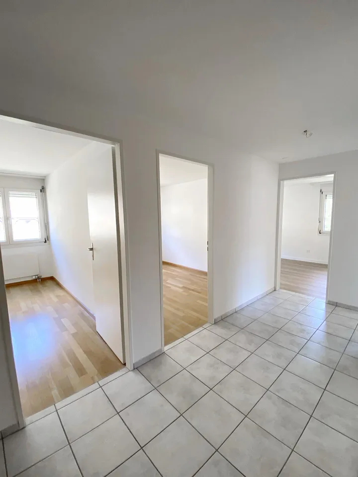 1.MIETZINS GRATIS - Familienwohnung