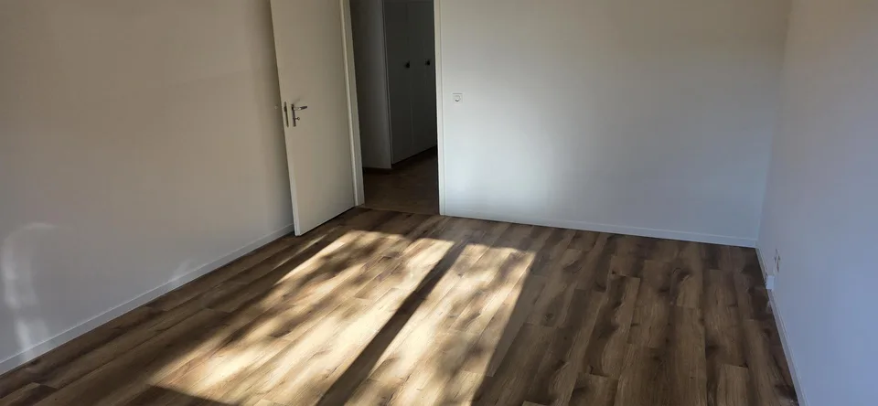 Grosse 4.5-Zimmerwohnung in der Überbauung Mischeli zu vermieten