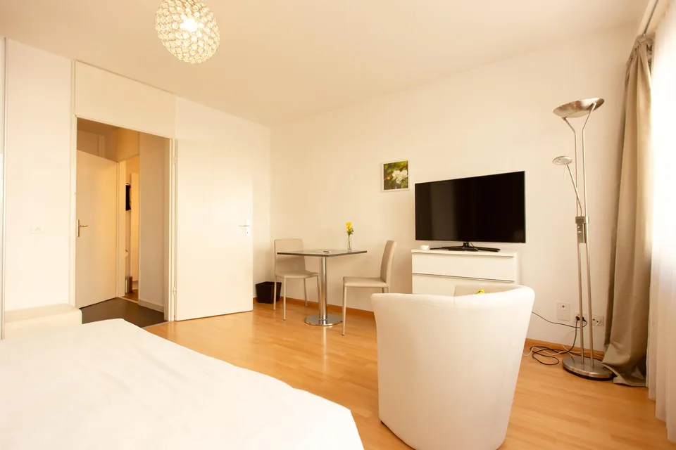 Möblierte 1.5-Zimmer-Wohnung mit Service - Basel St. Johann / Novartis-Campus