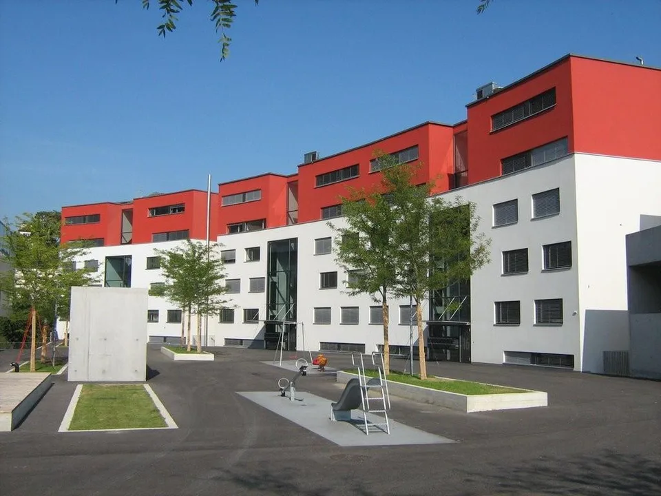 Geräumiges Dachgeschossloft mit Balkon in Duplex