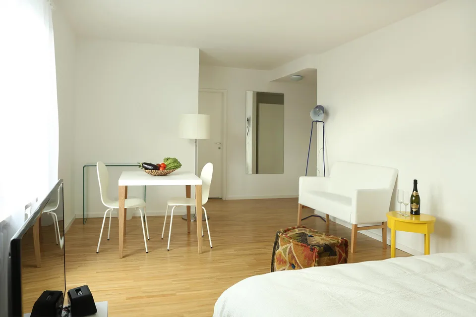 Furnished 1-room attic apartment with balcony