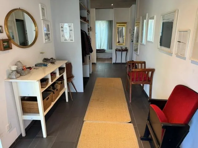 Bijou magnifique directement sur le Rhin à louer