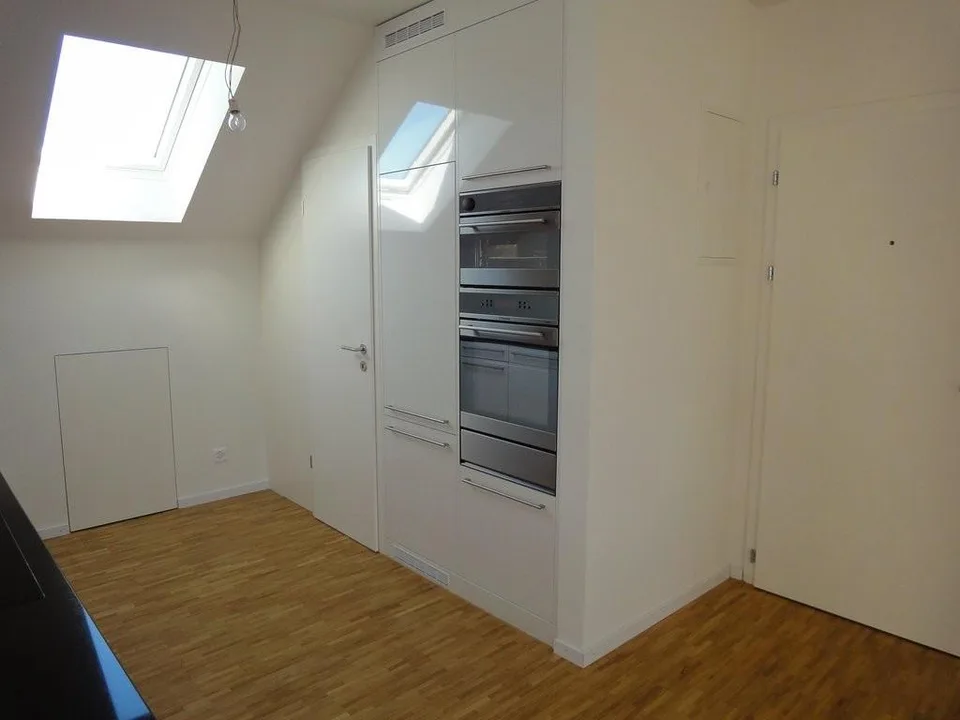 Appartamento mansardato in stile loft in una posizione tranquilla