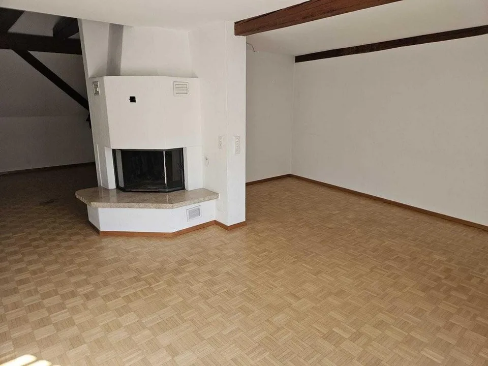 Grande maisonnette en plein cœur de la vieille ville...