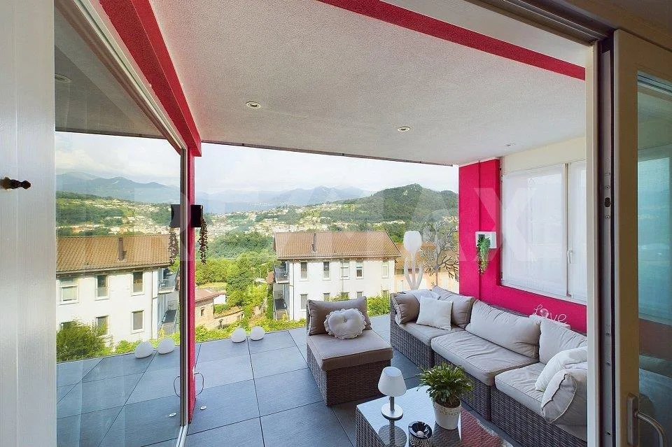 Vivere il panorama in casa luminosa e moderna a Lugano-Davesco