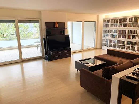 Appartamento confortevole 4½ loc. vicino a Lugano