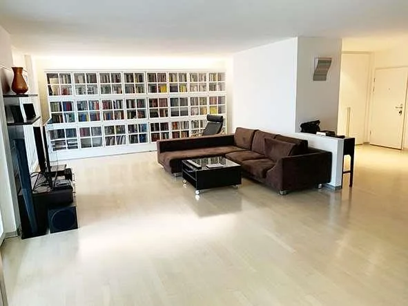 Appartamento confortevole 4½ loc. vicino a Lugano
