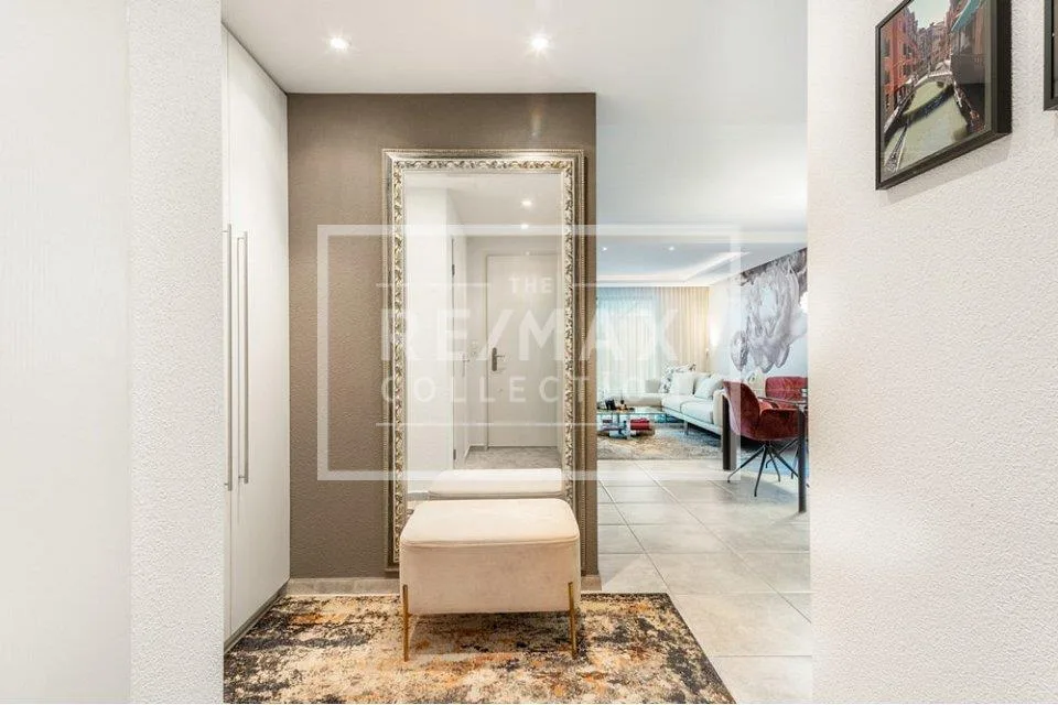 Casa semidetached di 5 locali e mezzo di stile elegante con finiture di alta qualità