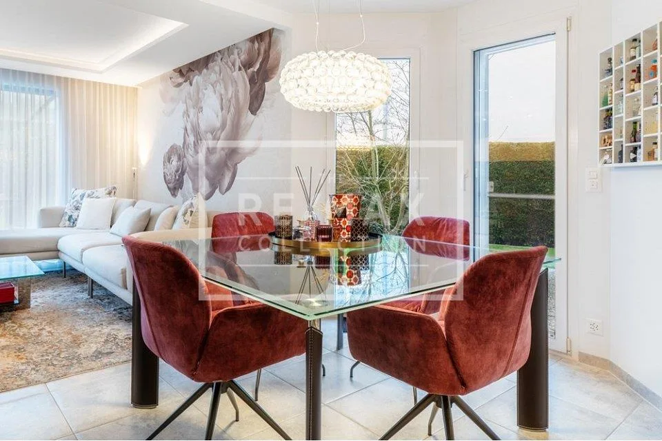 Casa semidetached di 5 locali e mezzo di stile elegante con finiture di alta qualità