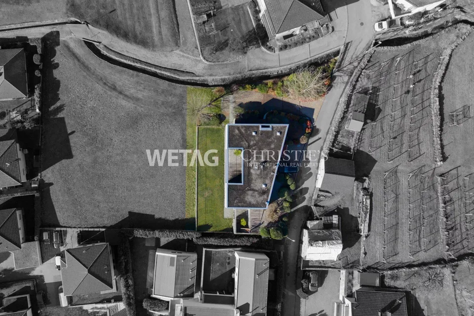 Moderne Villa mit grosszügigen Terrassen & Garten zum Verkauf in Bi... – Foto 13 von 13