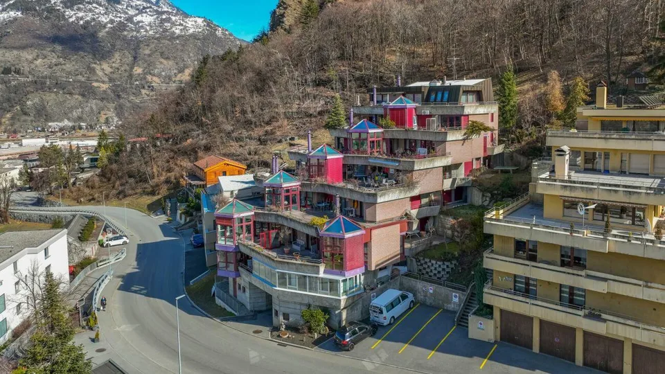 Exklusive 5.5-Zimmer-Terrassenwohnung mit Lift direkt in die Wohnun...