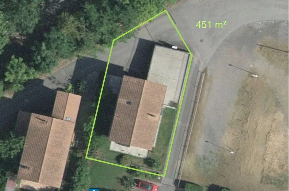 Maison unifamiliale intéressante dans le vert, avec grand local hobby/garage et vue partielle sur le lac – photo 21 sur 21