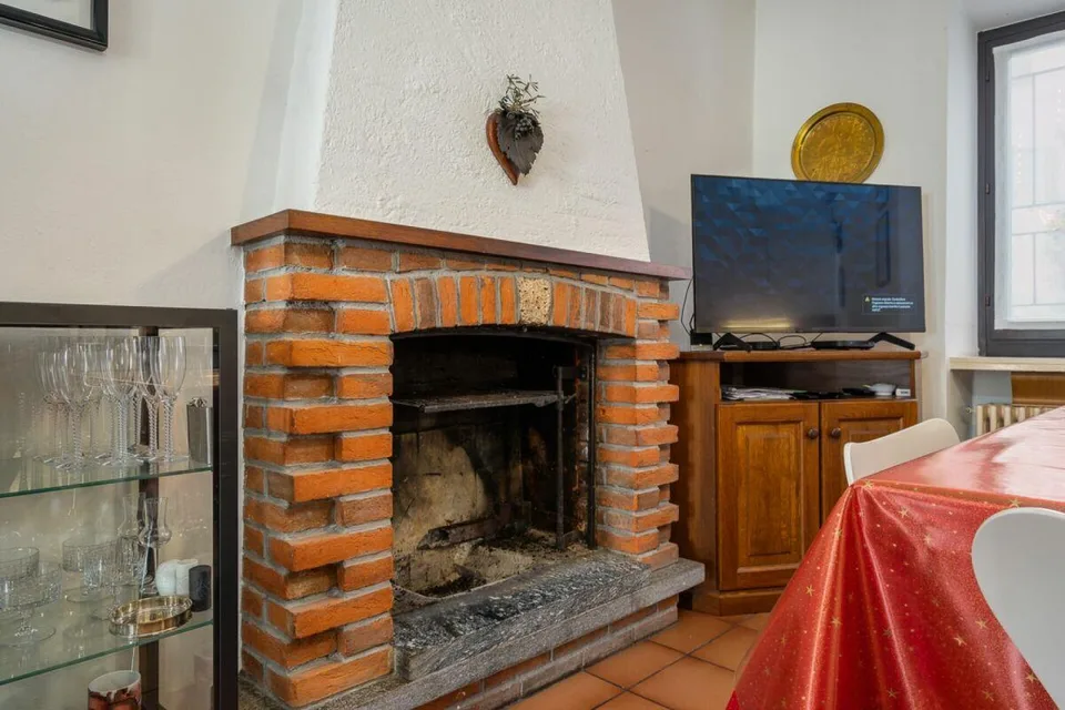 GRAVESANO · EINFAMILIENHAUS MIT GROßER TERRASSE